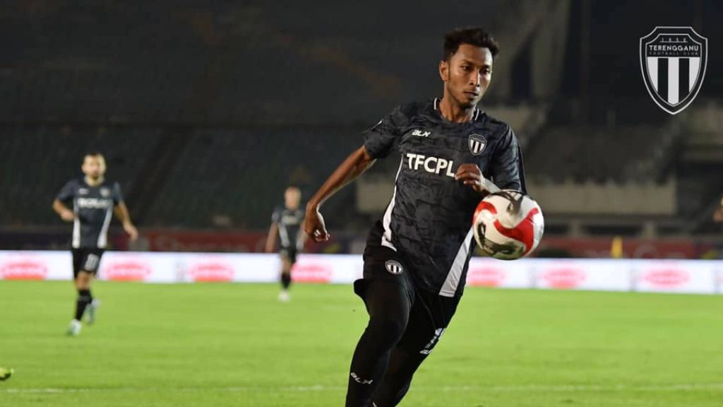 Akram Mahinan: Atas Padang, Apa-apa Boleh Berlaku