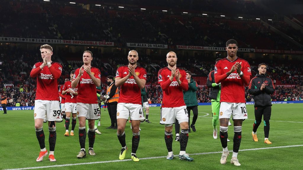 Gaji Lumayan 5 Pemain Man United Terbongkar