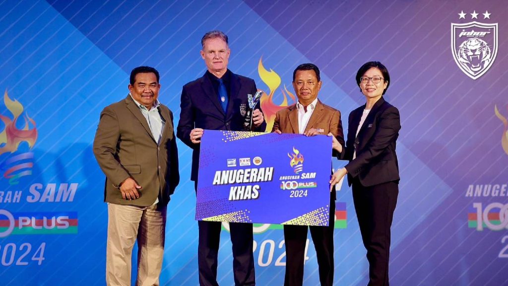 JDT Terima Anugerah Khas SAM-100PLUS Kali Kedua