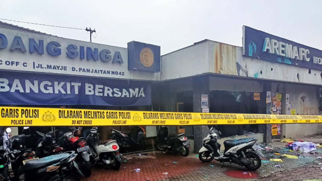 Pejabat Kelab Indonesia, Arema FC Diserang