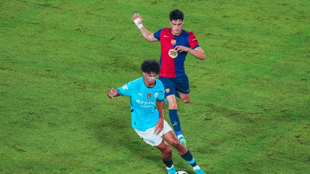 Penalti Bantu Barcelona Tumpaskan Man City