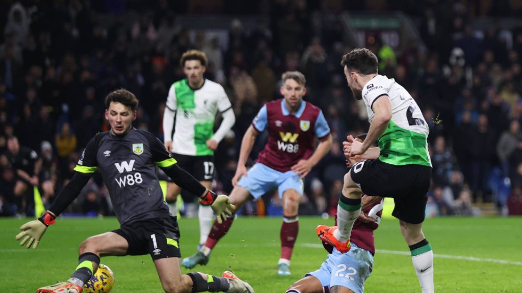 EPL: Liverpool Rampas Takhta Pendahulu, Mudah Tewaskan Burnley