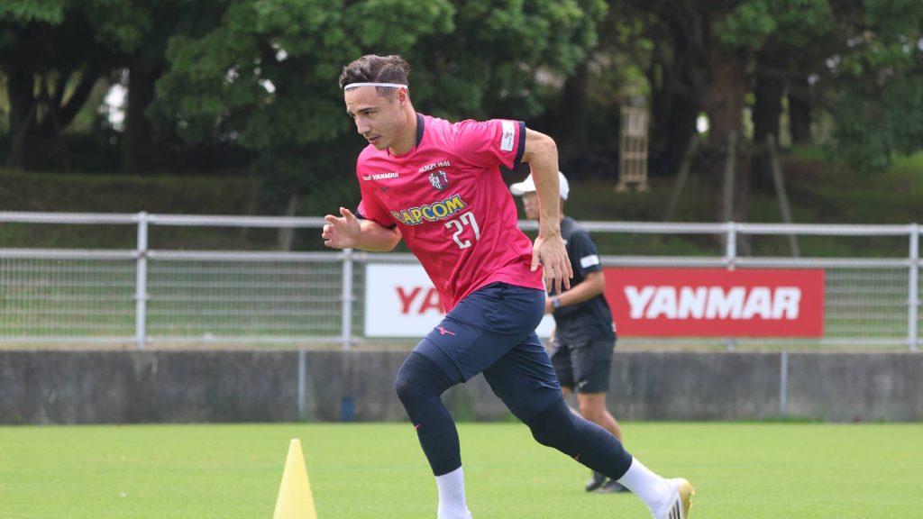 Arthur Papas Label Dion Cools Pemain Serba Boleh