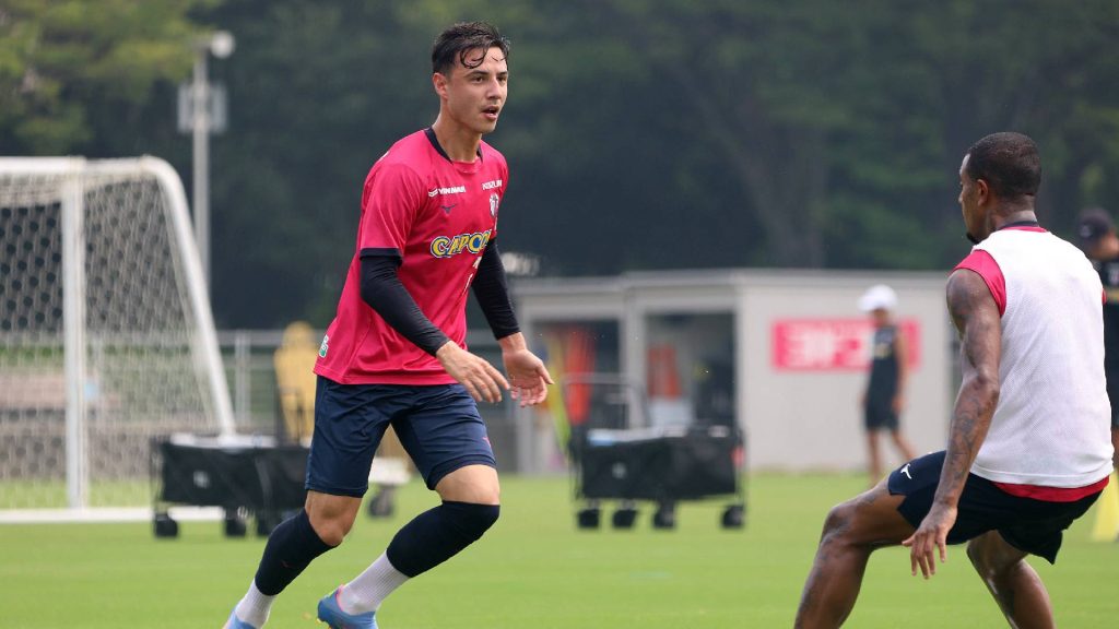Dion Cools Raih Debut Bersama Cerezo Osaka