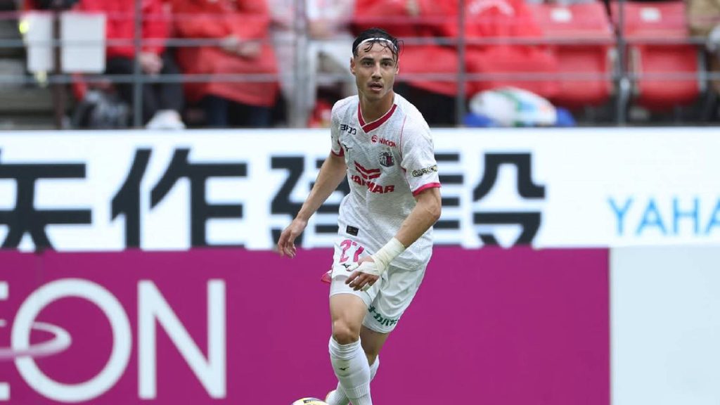 Dari Kagawa Kepada Dion Cools Dan Akhirnya Gol