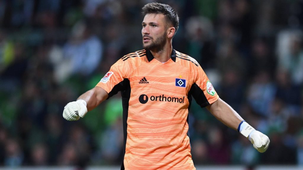 Gol Sendiri Penjaga Gol Hamburger SV Disifatkan Sempurna