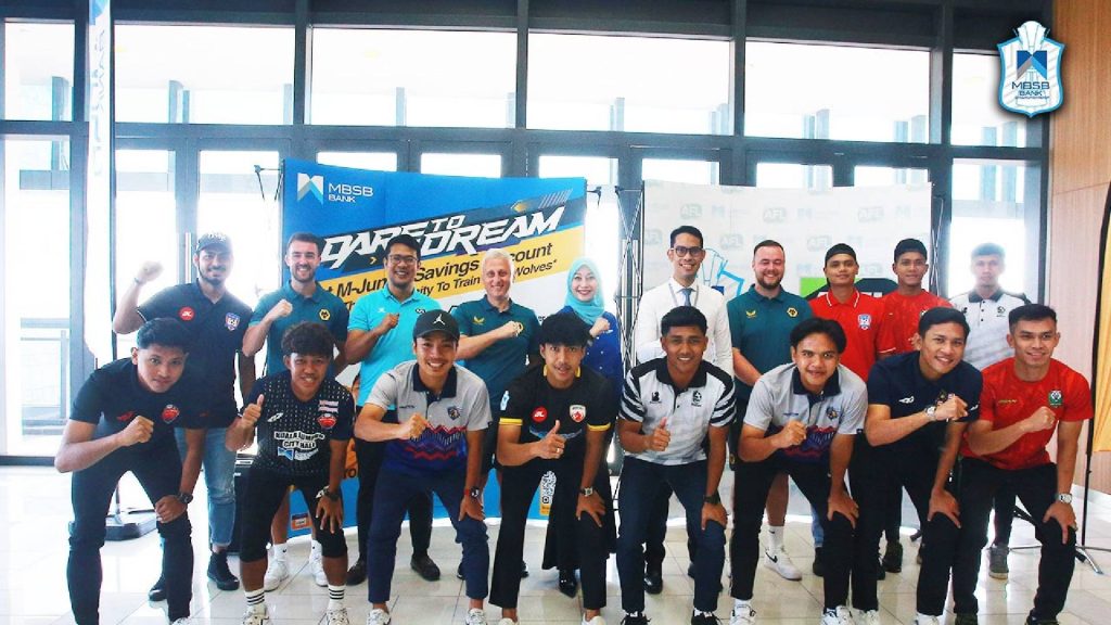 12 Pemain Liga M3 Terpilih Jalani Latihan Di Kelab EPL