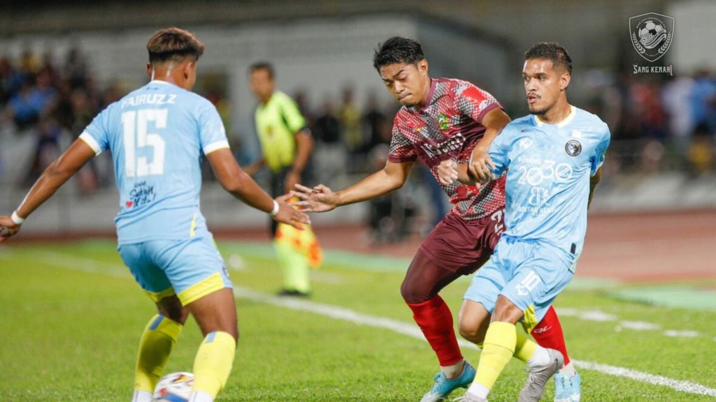 Terjah Keras Pemain Kedah, Fairuz Zakaria Tumbuk Muka Habib Haroon