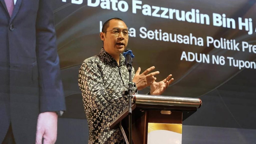 Fazzrudin Abdul Rahman Dilantik Presiden Sarawak FA
