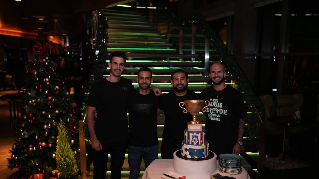 3 Tonggak Warisan Malaysia Raikan JDT Rangkul Piala FA