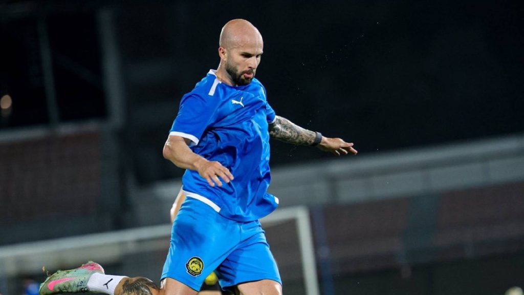 Joao Figueiredo Kongsi Foto Bersama Keluarga?