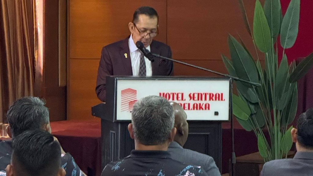 Presiden FAM Mula Kerja Lebih Cepat