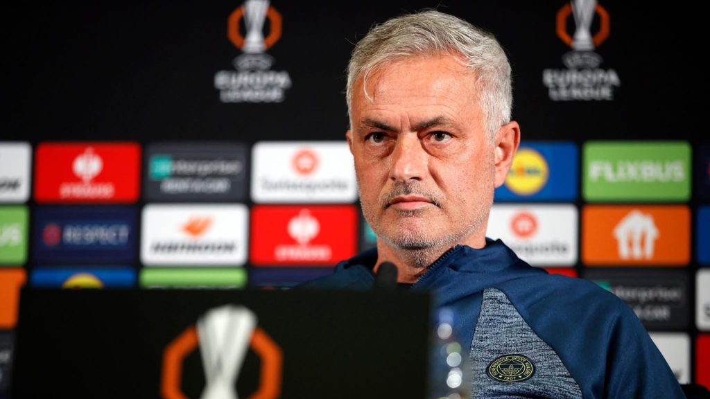 “Mereka Buat Liga Ini Macam Mereka Punya” – Jose Mourinho