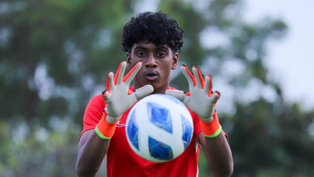 Kaveen Waran Raih Debut Bersama Olympic Kingsway