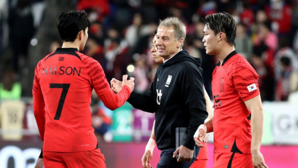 Jürgen Klinsmann Susah Hati, Cari Cara Tewaskan China