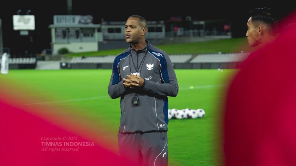 Penyokong Indonesia Mahu Kluivert Segera Dipecat