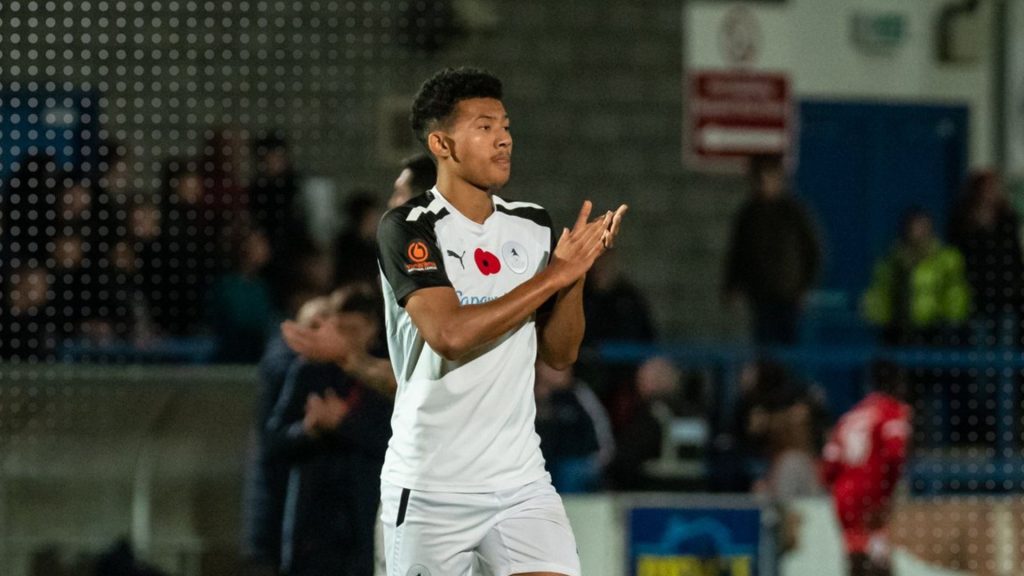 Kontrak Kobe Chong Bersama Telford United Dibatalkan