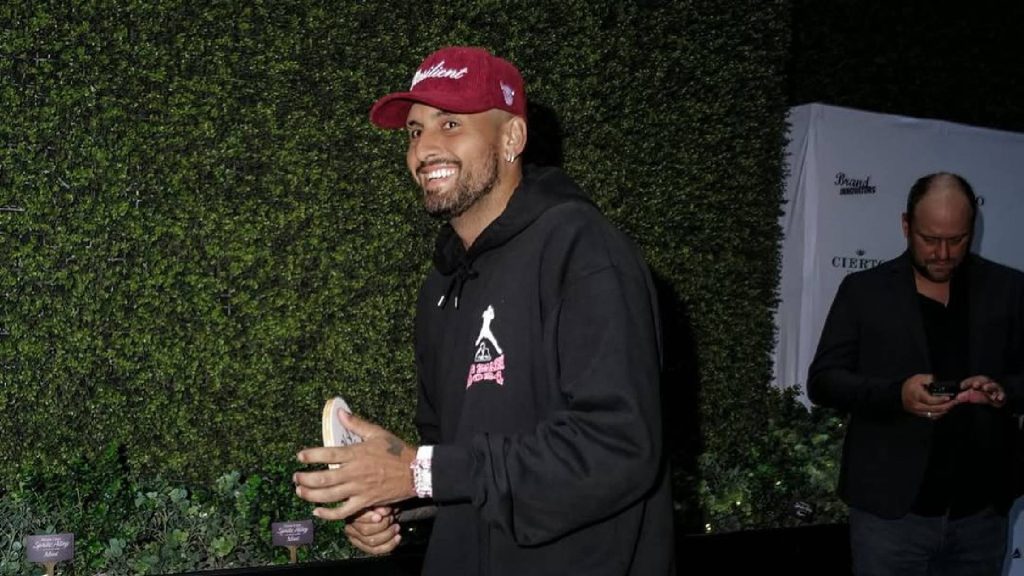 Seorang Pemain Terkemuka Dunia Didakwa Keturunan Diraja Pahang