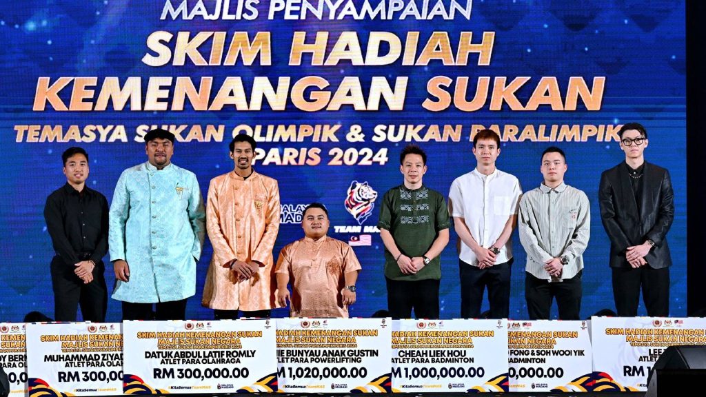 Lee Zii Jia & Liek Hou Terima Wang Ganjaran RM1.1 Juta