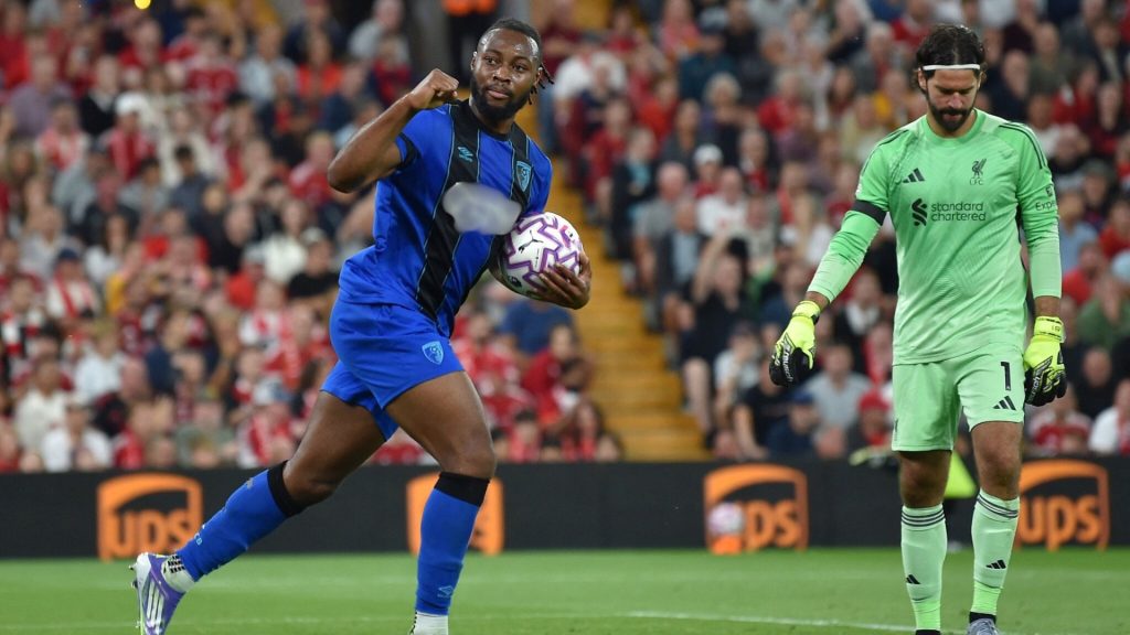 Ejekan Biadap Penyokong Cemari Aksi Liverpool vs Bournemouth