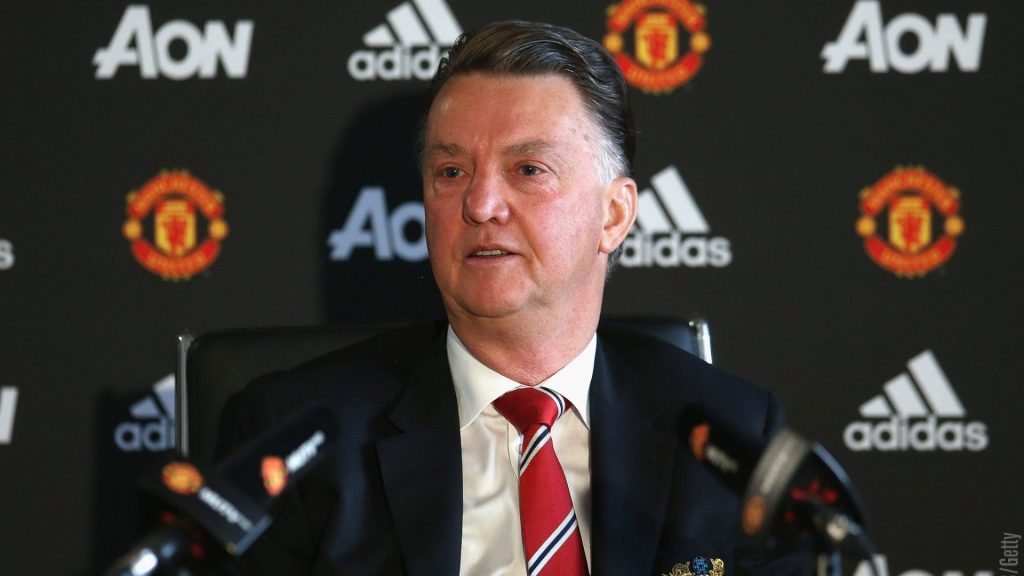 Ruud Gullit Ungkap Alasan Louis van Gaal Tolak Indonesia