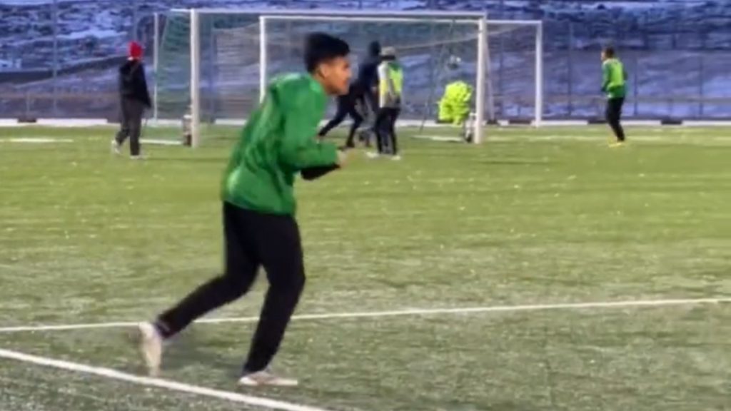 Luqman Hakim Perlukan But Khas Di Iceland