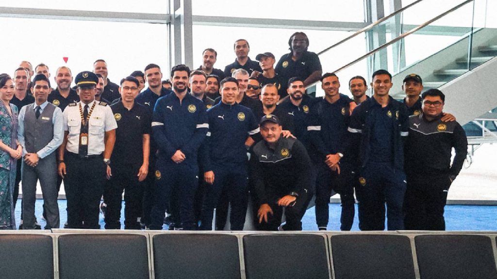 Ucapan Menyentuh Hati Kapten Malaysia Airlines Buat Harimau Malaya