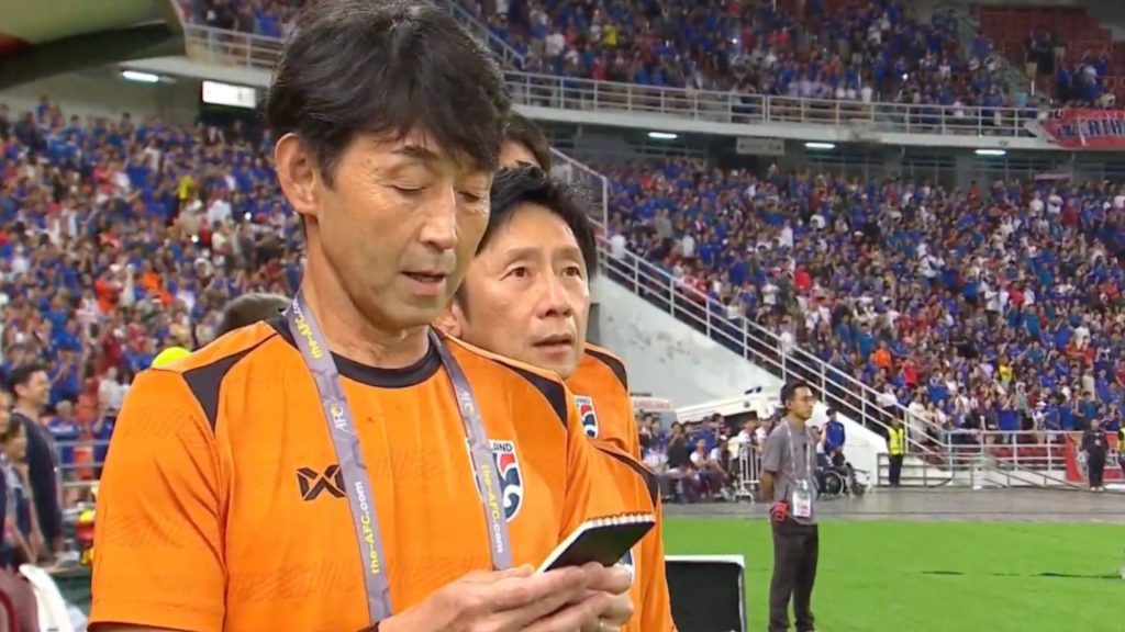 Tindakan Sempoi Masatada Ishii Nyanyi Lagu Kebangsaan Thailand Jadi Perhatian