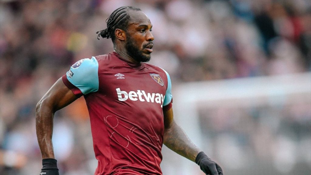 Penyerang EPL Anggap Penyokong Arsenal Kuat Berkhayal