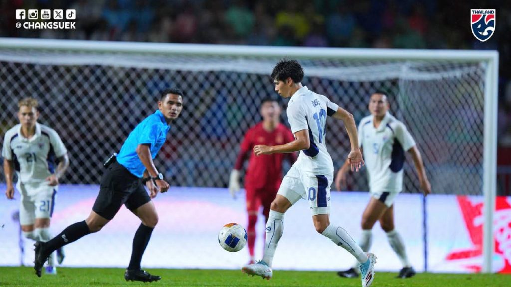 Nazmi Nasaruddin Cemerlang Kendali Aksi ‘Panas’ Thai King’s Cup