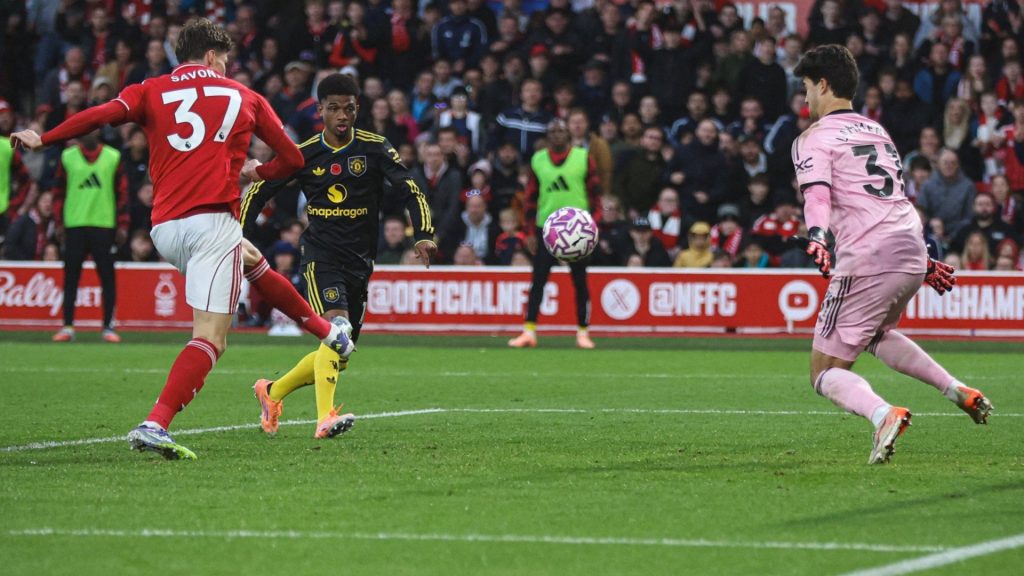 EPL: Manchester United Nyaris Rebah Di Tangan Nottingham Forest