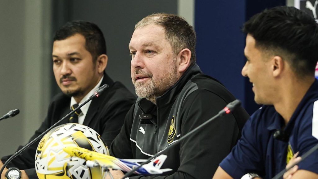 Tinggalkan Harimau Malaya? Ini Jawapan Peter Cklamovski