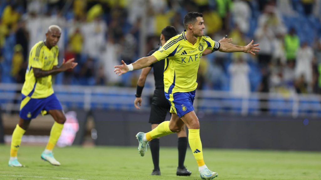 Ronaldo Perdaya 6 Pertahanan Untuk Jaringkan Gol