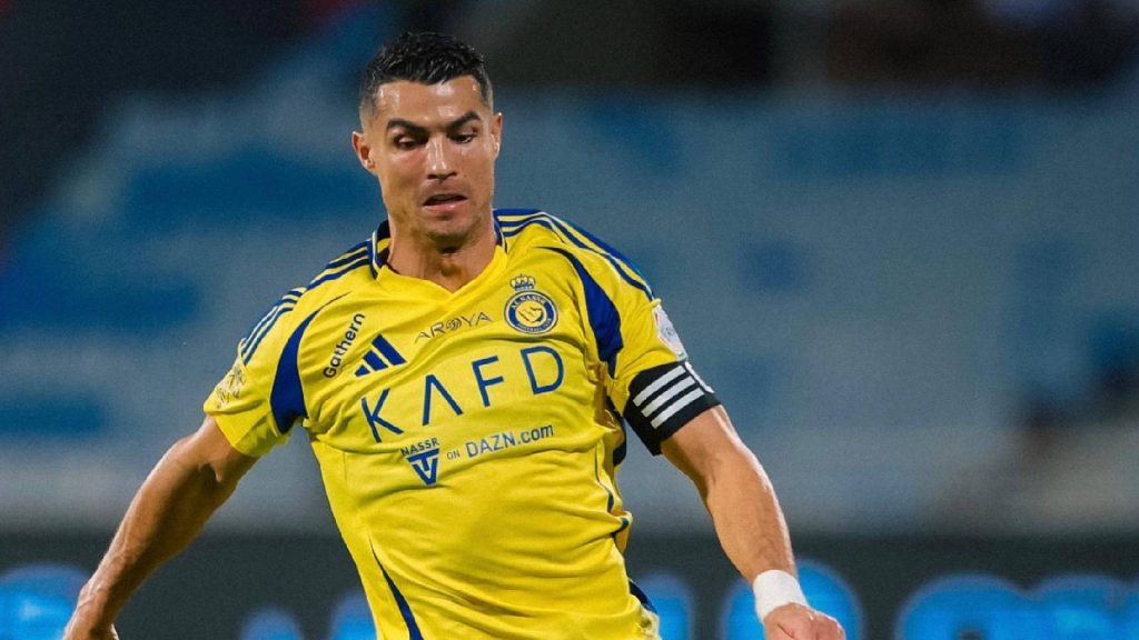 Kerana Azan, Cristiano Ronaldo Sanggup Minta Hentikan Latihan