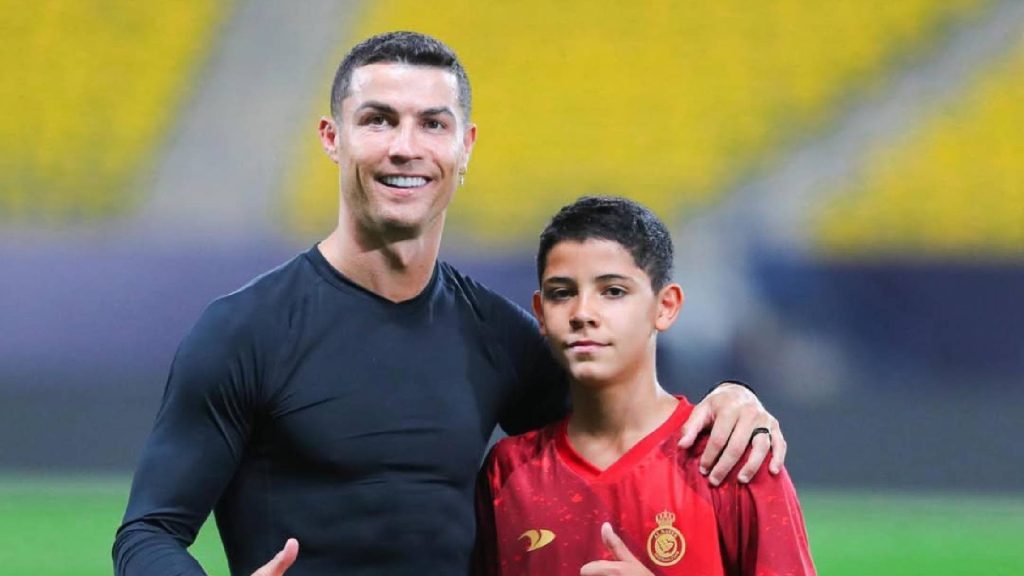 Anak Cristiano Ronaldo Layak Wakili 5 Negara