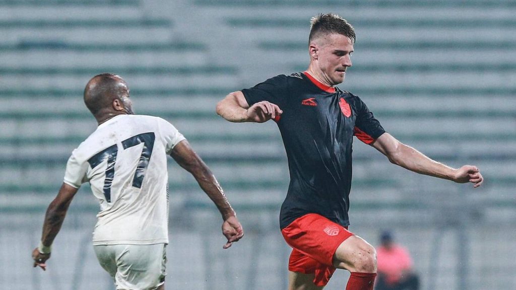 Pra-Musim: Drama 12 Minit VAR Bantu KL City Ikat PDRM