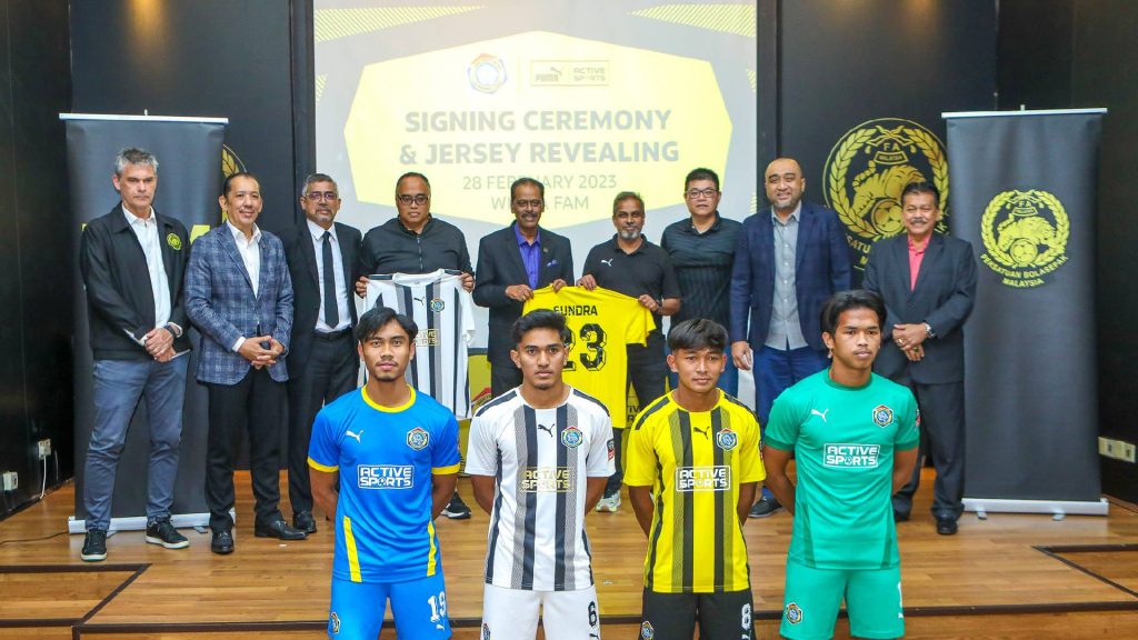 Jersi Unik Skuad Projek FAM-MSN Tarik Perhatian Penyokong
