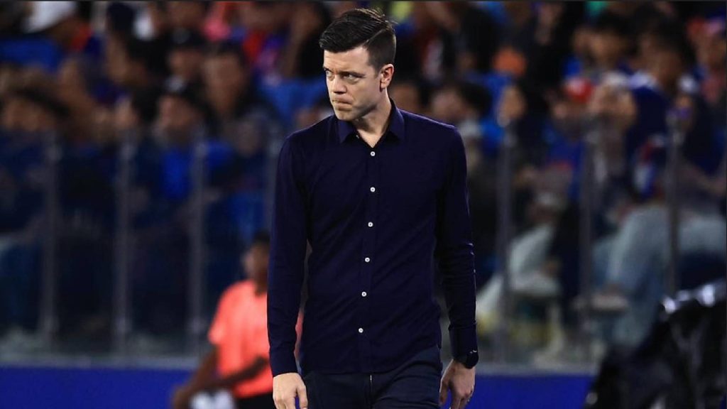 Everton Buru Khidmat Bekas Jurulatih JDT, Tano Solari