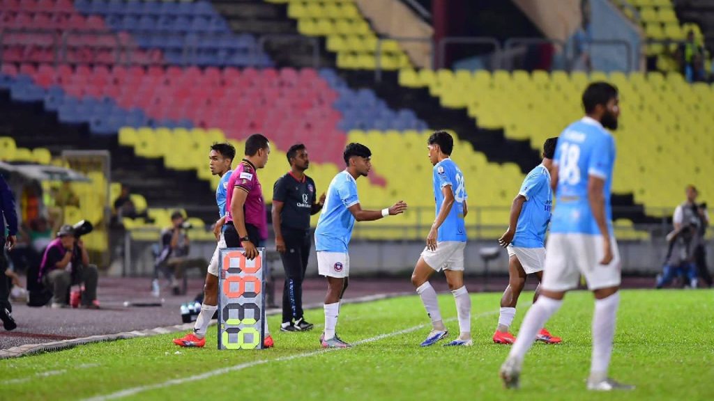 Melaka Hilang Dua Jurulatih Dalam Tempoh Singkat