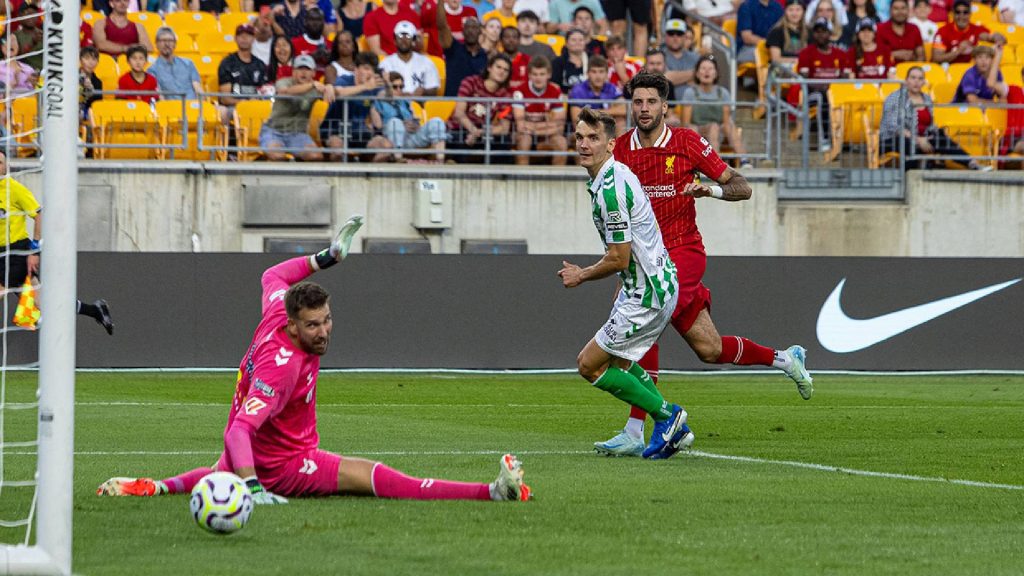 Liverpool Atasi Tentangan Hebat Real Betis