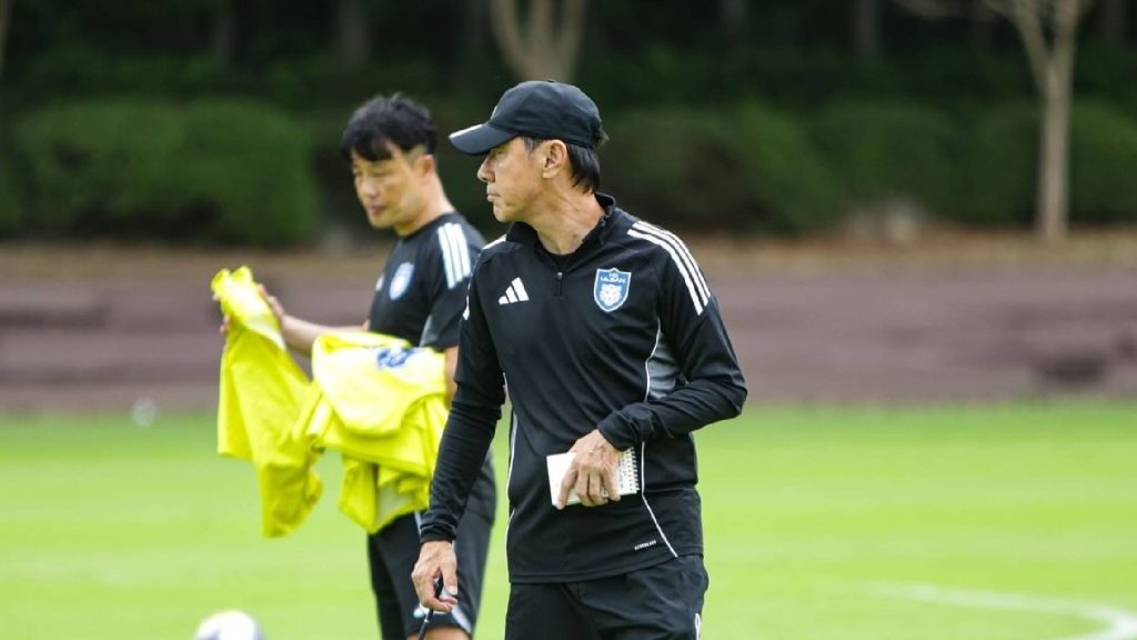 Tular Video Shin Tae-yong Tampar Pemain Ulsan HD