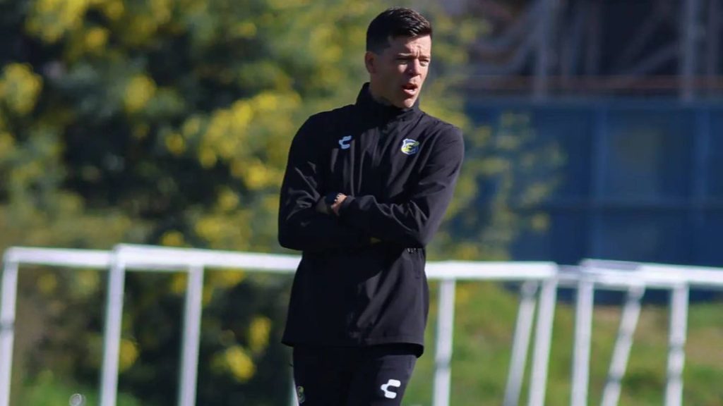 Tano Solari Dihantui Badi Seri