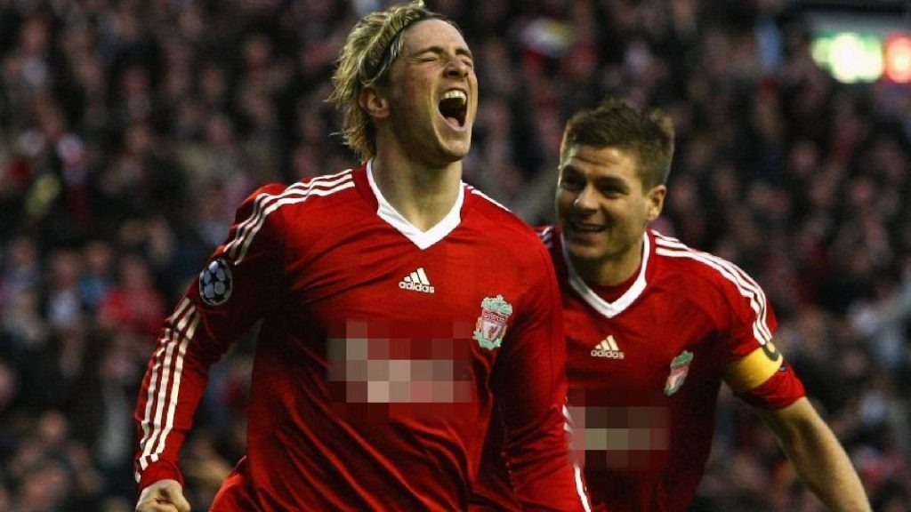 Logo Adidas Kembali Hiasi Jersi Liverpool