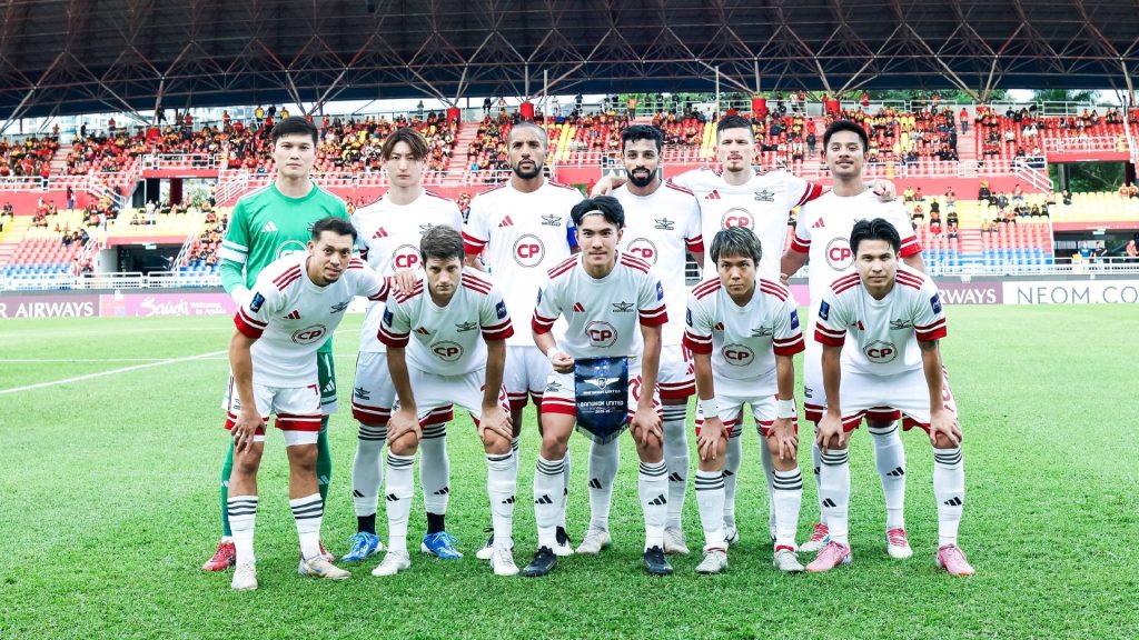 Keadaan Padang Tak Jejas Rentak Bangkok United