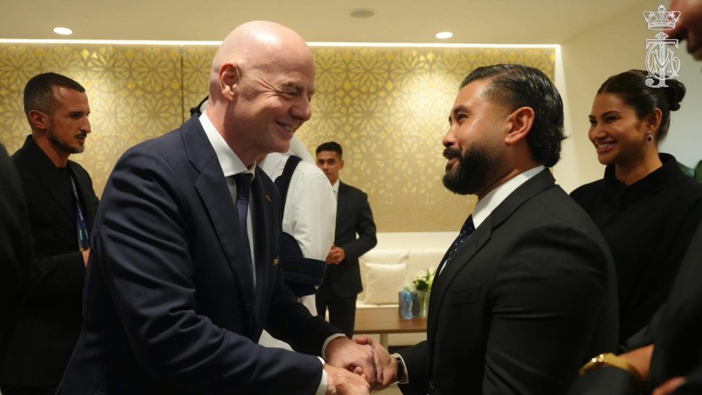 Tunku Ismail Terima Jemputan Presiden PSG Bersama Delegasi FIFA