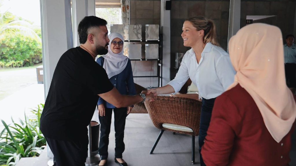 Tunku Ismail Terima Menghadap Lagenda Bola Jaring Australia