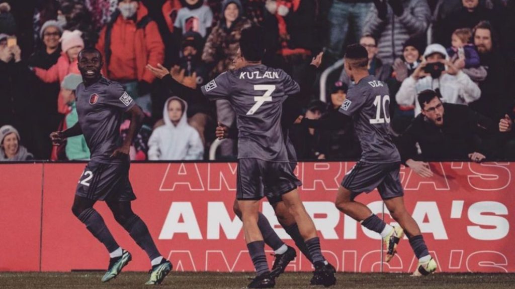 Impak Wan Kuzain Terus Membara di Amerika Syarikat