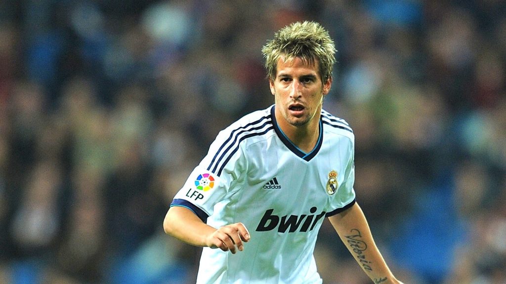 Bekas Bintang Real Madrid Kini Seorang Nelayan