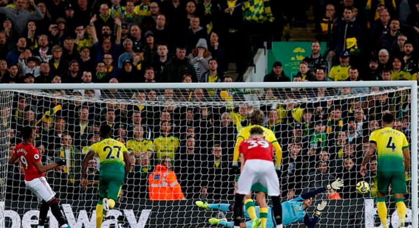 Aksi Tim Krul Menyelamatkan 2 Sepakan Penalti