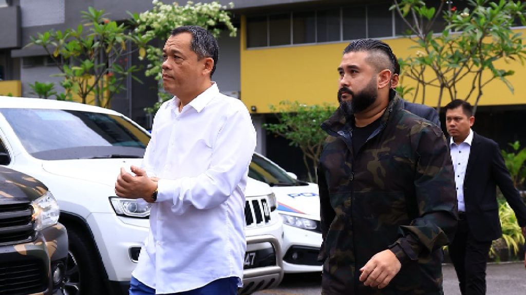 Hamidin Tak Tolak Kemungkinan TMJ Jadi Pengurus Harimau Malaya